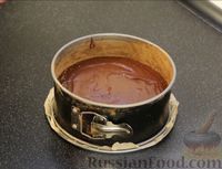 Фото приготовления рецепта: Шоколадный пирог "Дабл" - шаг №8