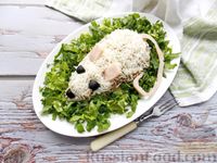 Фото приготовления рецепта: Мясной салат "Крыска" с языком и ветчиной - шаг №14