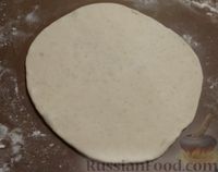 Фото приготовления рецепта: Хычин с сыром и картофелем (пресный пирог) - шаг №14