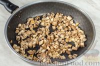 Фото приготовления рецепта: Рулетики из грудки индейки с грибами и сыром - шаг №7