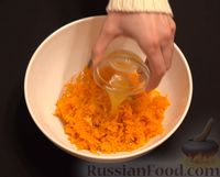 Фото приготовления рецепта: Тефтели, тушенные в сливочном соусе - шаг №15