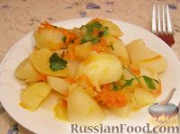 Фото к рецепту: Картофель, тушенный с овощами