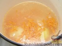Фото приготовления рецепта: Рыбный суп "Финские мотивы" - шаг №7