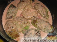 Фото приготовления рецепта: Голубцы из савойской капусты с мясо-грибной начинкой - шаг №18