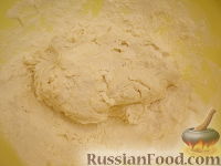 Фото приготовления рецепта: Пресное тесто для приготовления постных вареников - шаг №4