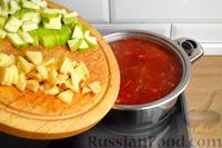 Фото приготовления рецепта: Борщ черниговский с кабачком и яблоком - шаг №14