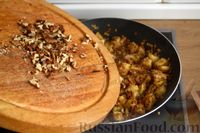 Фото приготовления рецепта: Гранола с яблоками, на сковороде - шаг №8