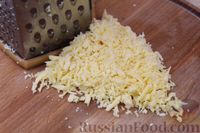 Фото приготовления рецепта: Домашняя шаурма с курицей, грибами и сыром - шаг №4