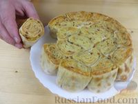 Фото приготовления рецепта: Отрывной пирог из лаваша с картофелем и сыром - шаг №10