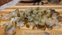 Фото приготовления рецепта: Салат с рыбой и варёными овощами - шаг №5
