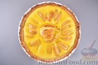 Фото приготовления рецепта: Яблочный пирог со сливочной заливкой - шаг №22