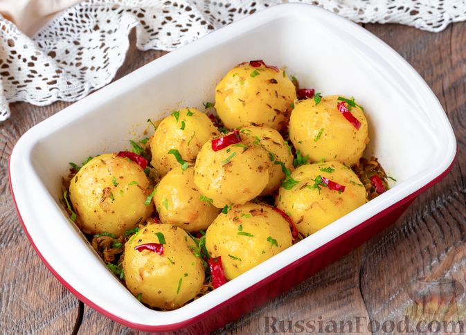 Рецепт: Пряный запечённый картофель на RussianFood.com