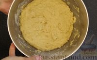 Фото приготовления рецепта: Торт "Медовик" за 4 дня, со сметанным кремом и черносливом - шаг №4