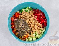 Фото приготовления рецепта: Густой суп с фунчозой и шампиньонами - шаг №10