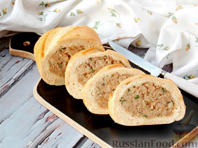 Рецепт быстрого фаршированного батона с мясом и сыром. Читайте на paraskevat.ru