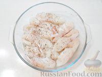 Фото приготовления рецепта: Хрустящие рыбные палочки в духовке - шаг №3