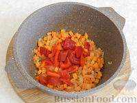 Фото приготовления рецепта: Суп-рагу с фрикадельками, рисом и овощами - шаг №5
