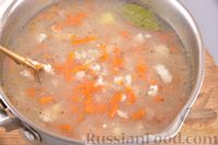 Фото приготовления рецепта: Суп с куриным фаршем, гречкой и капустой - шаг №10