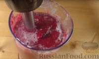 Фото приготовления рецепта: Салат-торт "Селёдка под шубой" под свекольно-сырным муссом - шаг №11