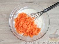 Фото приготовления рецепта: Морковные панкейки - шаг №9