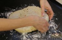 Фото приготовления рецепта: Сдобный рождественский хлеб с цукатами, сухофруктами, орехами и пряностями - шаг №8