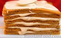 Фото приготовления рецепта: Торт "Карамелька" со сгущёнкой (без раскатки коржей) - шаг №12