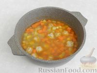 Фото приготовления рецепта: Суп с нутом и фрикадельками, по-турецки - шаг №13