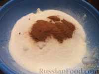 Фото приготовления рецепта: Пирог "Монастырский" с вареньем, чаем и корицей - шаг №4