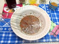 Фото приготовления рецепта: Брауни с начинкой из творожного сыра - шаг №8