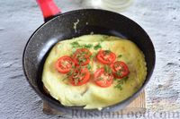 Фото приготовления рецепта: Сэндвич с яйцом, сыром и помидорами - шаг №8
