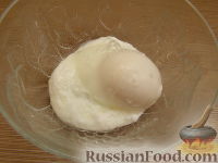 Фото приготовления рецепта: Яйцо-пашот в микроволновке - шаг №5