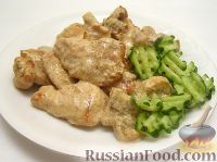 Фото к рецепту: Грудка курицы со сливками и грибами