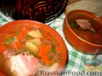Фото приготовления рецепта: Овощной суп с копченой грудинкой в горшке - шаг №5
