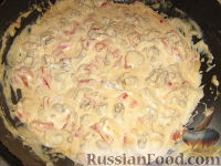 Фото приготовления рецепта: Паста (фузилли) с болгарским перцем и маскарпоне - шаг №6