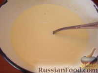 Фото приготовления рецепта: Ванильно-кокосовый кекс с ревенем - шаг №12