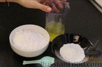 Фото приготовления рецепта: Меренговый рулет с лимонным заварным кремом - шаг №3
