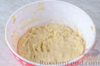 Фото приготовления рецепта: Медовый торт со сметанным кремом - шаг №8