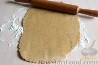 Фото приготовления рецепта: Крекеры из цельнозерновой муки с мёдом (крекеры Грэма) - шаг №10