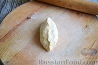 Фото приготовления рецепта: Тонкие пирожки на кефире, с картошкой и плавленым сыром - шаг №16