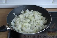 Фото приготовления рецепта: Суп с мясными фрикадельками, капустой и пшеном - шаг №7