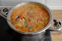 Фото приготовления рецепта: Суп с мясными фрикадельками, капустой и пшеном - шаг №13