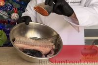 Фото приготовления рецепта: Заливное из рыбы без желатина - шаг №1