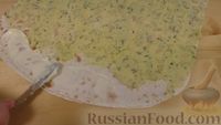 Фото приготовления рецепта: Рулет из лаваша с картофельным пюре и копчёной скумбрией - шаг №4