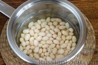 Фото приготовления рецепта: Макароны с фасолью, рисом и маринованными грибами в томатном соусе - шаг №2