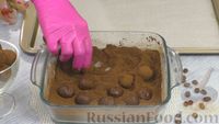 Фото приготовления рецепта: Шоколадные конфеты "Трюфели" - шаг №11