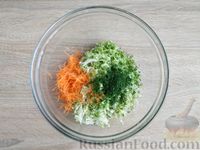 Фото приготовления рецепта: Салат из пекинской капусты с кукурузой, морковью и арахисом - шаг №5