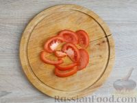 Фото приготовления рецепта: Яичница-болтунья с помидорами и луком в лаваше (на сковороде) - шаг №4