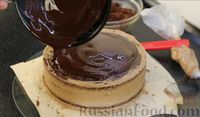 Фото приготовления рецепта: Шоколадный торт "Пражский" - шаг №21