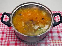 Фото приготовления рецепта: Картофельный суп с копчёными рёбрами - шаг №9