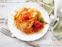 Фото к рецепту: Спагетти в томатно-сливочном соусе